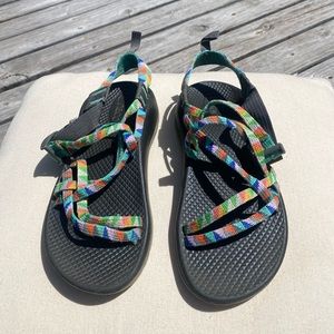 Kids Chacos Size 3
